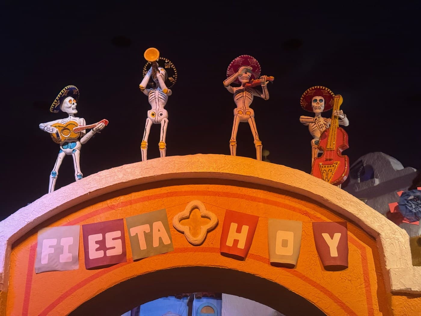 Gran Fiesta Tour Starring The Three Caballeros