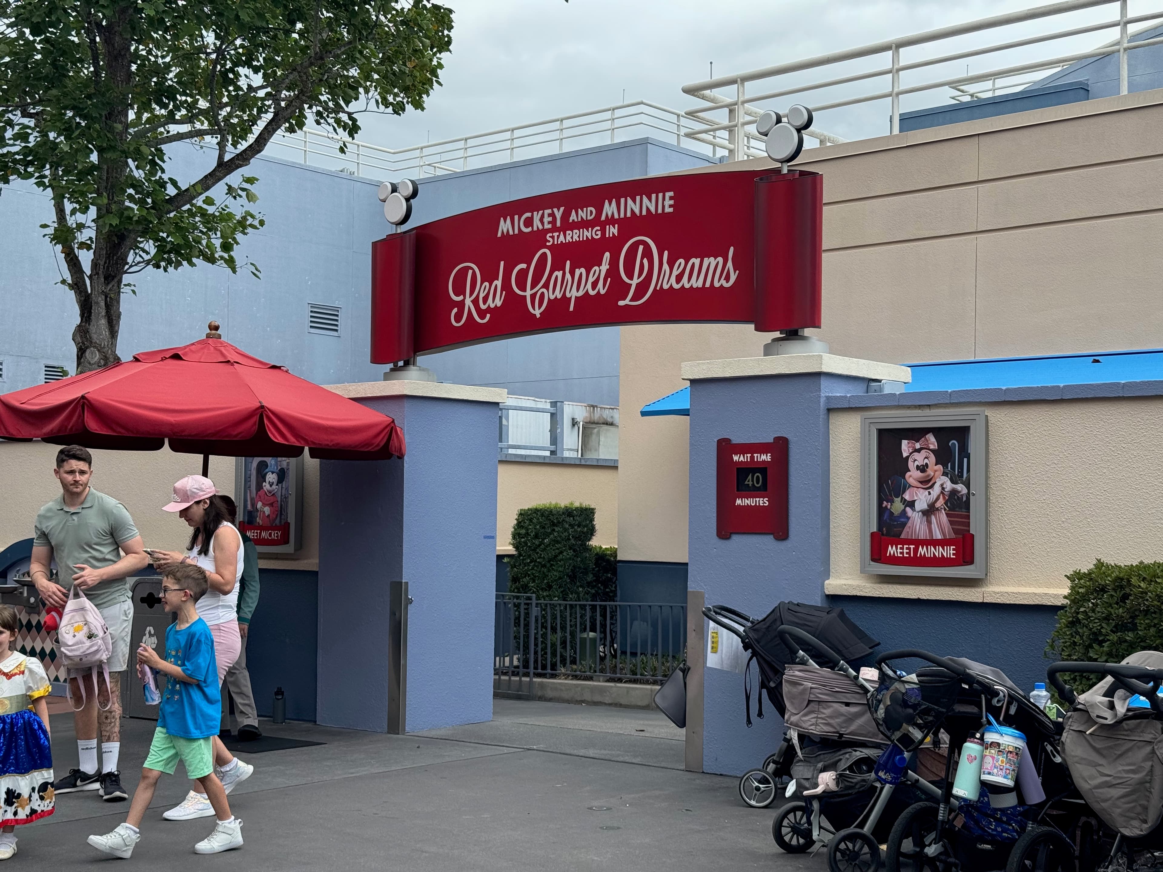 Meet Disney Stars at Red Carpet Dreams