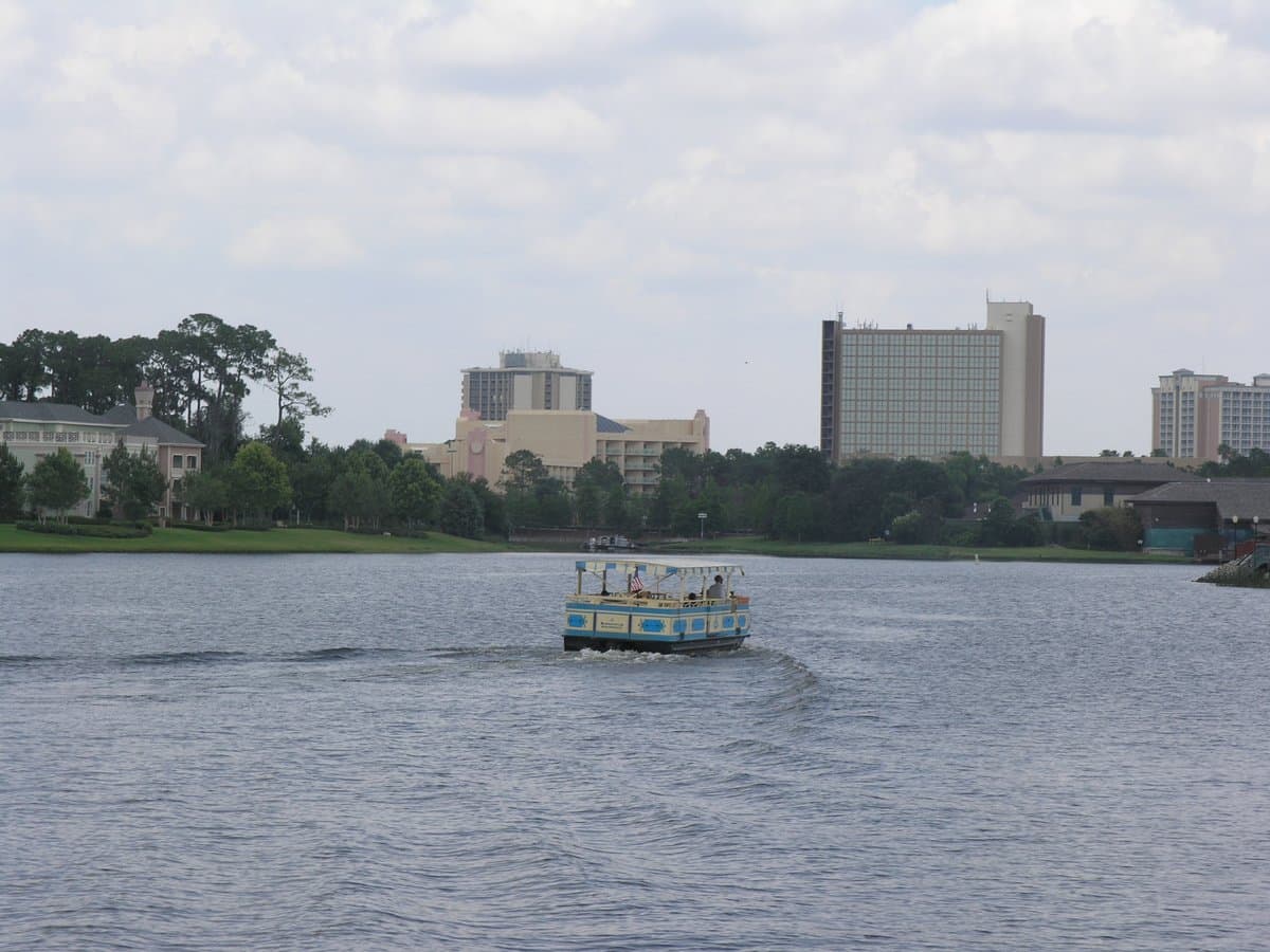 Wyndham Lake Buena Vista Disney Springs Resort