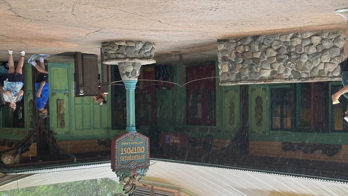 Meet Favorite Disney Pals at Adventurers Outpost