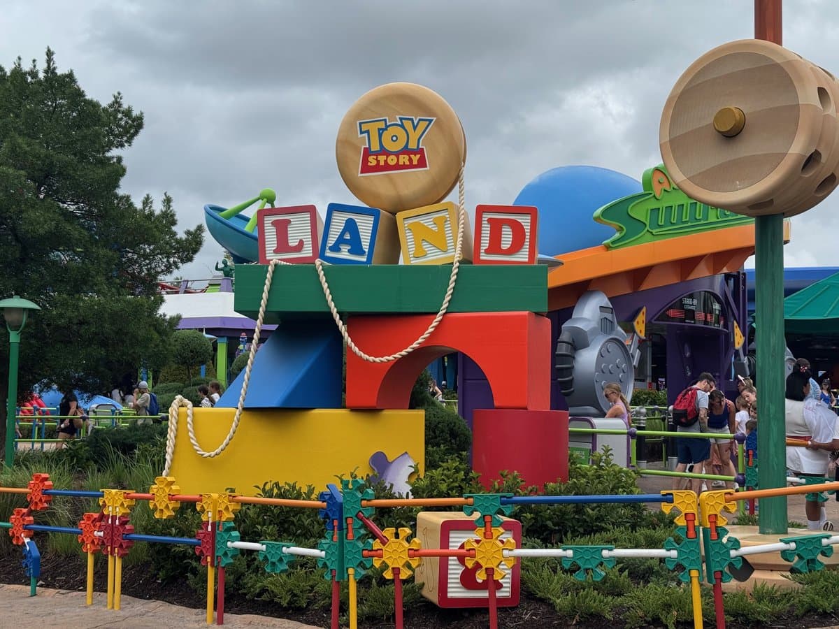 Meet the Toys in Toy Story Land