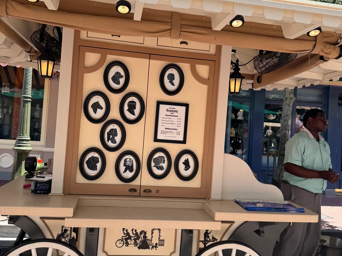 Silhouette Portrait Cart