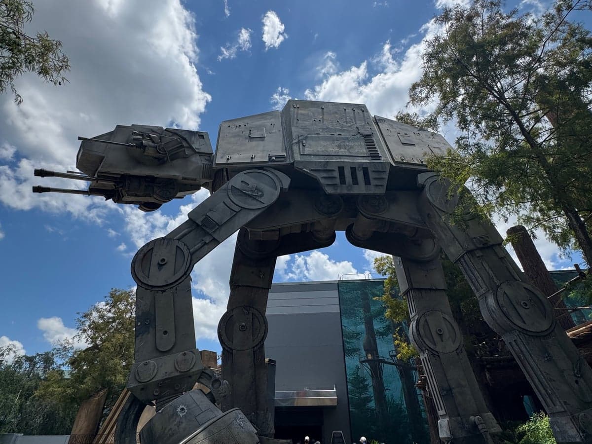 Star Tours – The Adventures Continue