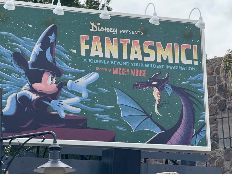 Fantasmic! Dining Packages